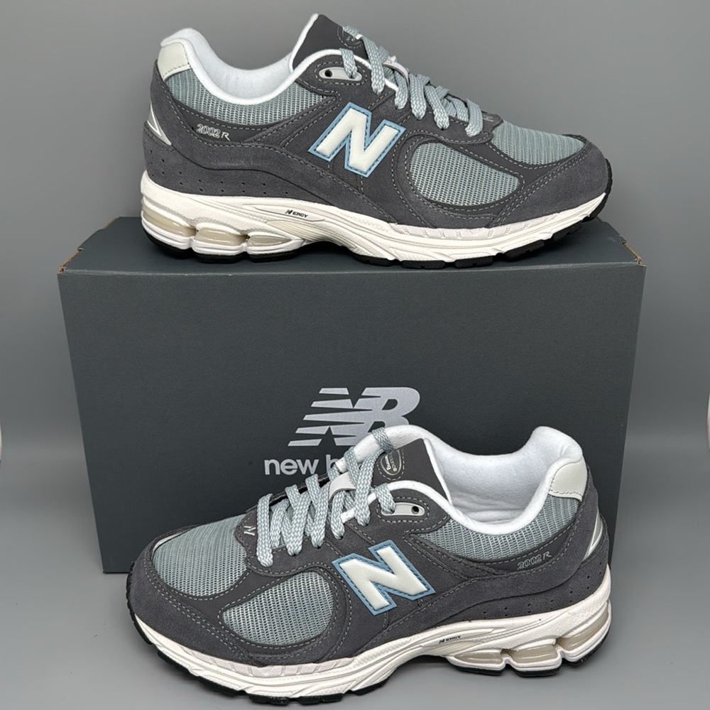 New Balance 2002R M2002RFB Blue Grey Running‎ Shoes Men's Sz 6.5 Women Sz 8D
